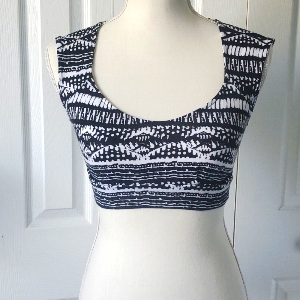 Crop top